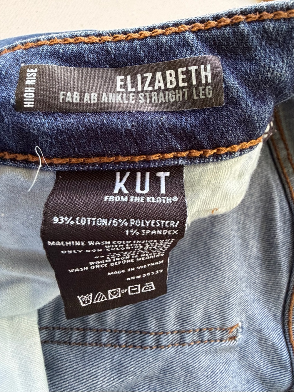 Kut from the Kloth Elizabeth High Waist Ankle Jeans - Picture 13 of 13